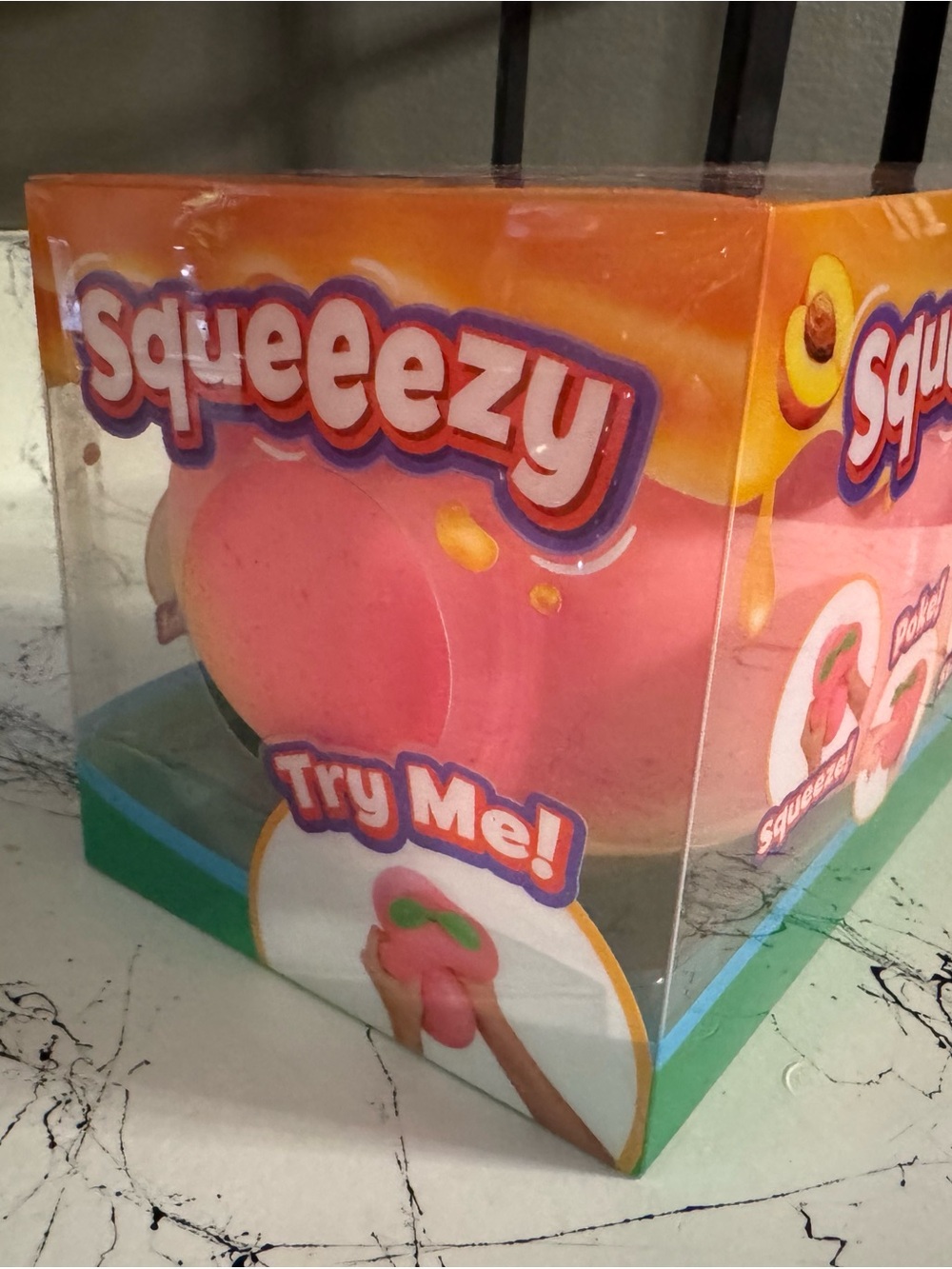 Squeeezy Peach Squish Toy -🍑NIB